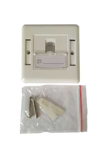 Внутренняя розетка 1 порт 80x80 мм - 40 грн | Лицевая рамка RJ-45